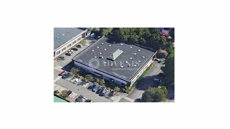Light Industrial in Trappes to rent Aerial- Image 1 of 7