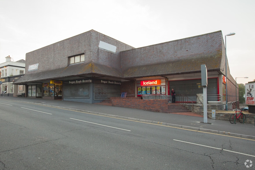 467-471 Wimborne Rd, Bournemouth to rent - Building Photo - Image 2 of 6