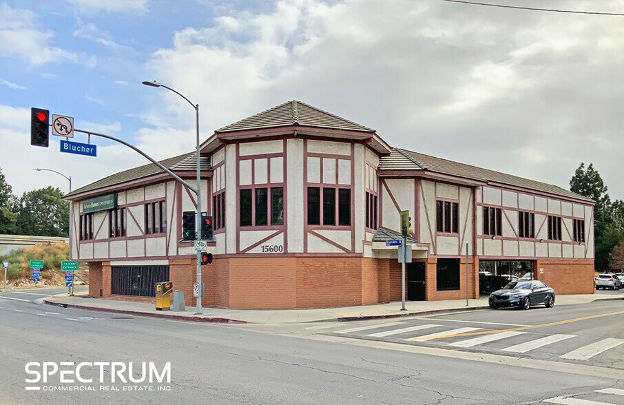 15600 Devonshire St, Granada Hills 91344 UK