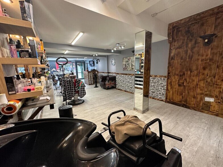 66-66C High St, Andover for sale - Interior Photo - Image 3 of 8