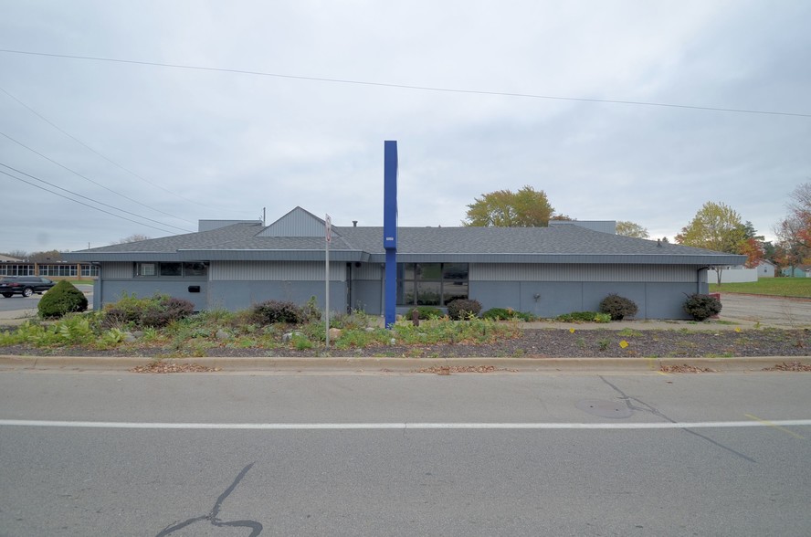 4437 Morrish Rd, Swartz Creek, MI for sale - Building Photo - Image 1 of 1