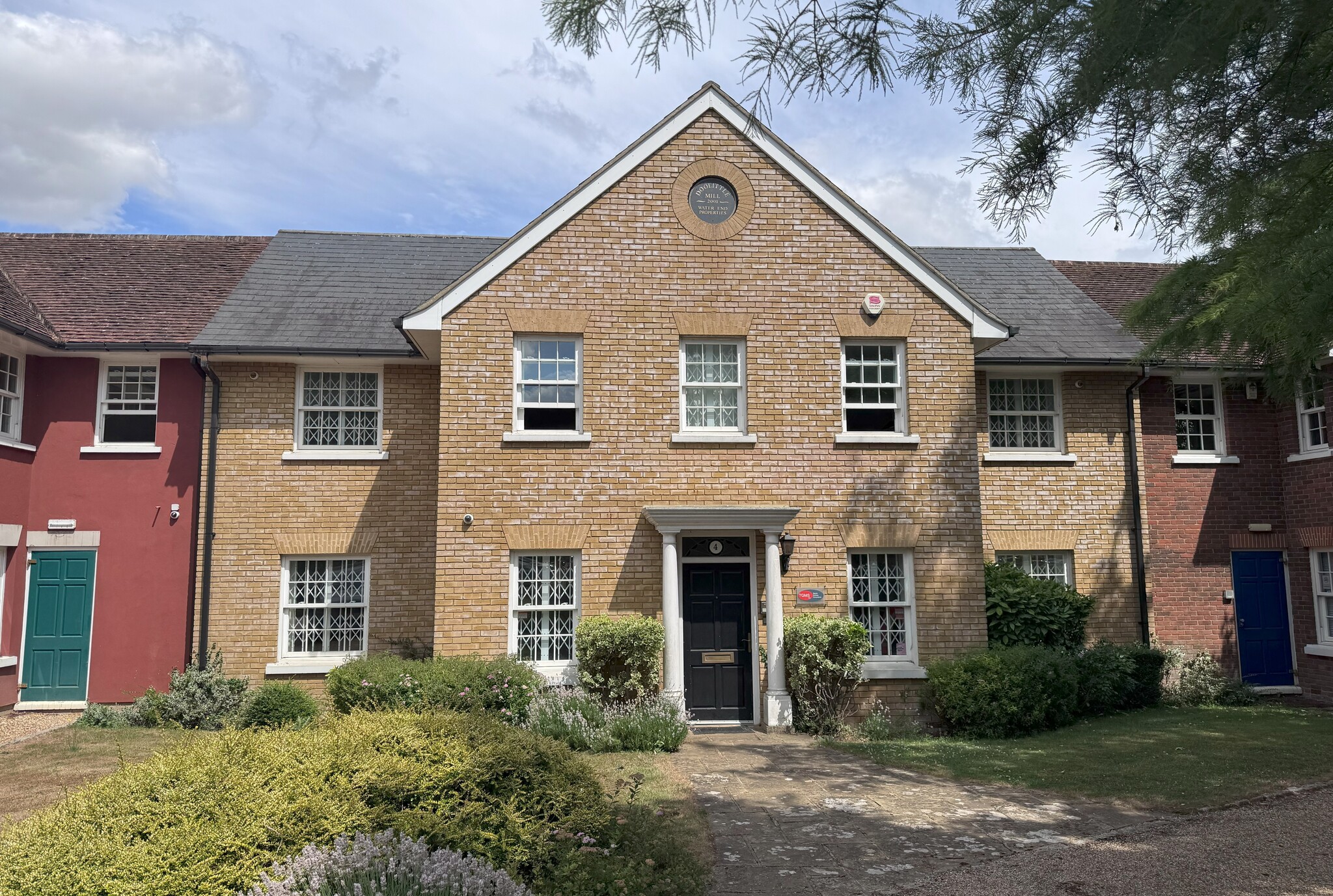 Froghall Rd, Ampthill to rent Building Photo- Image 1 of 2