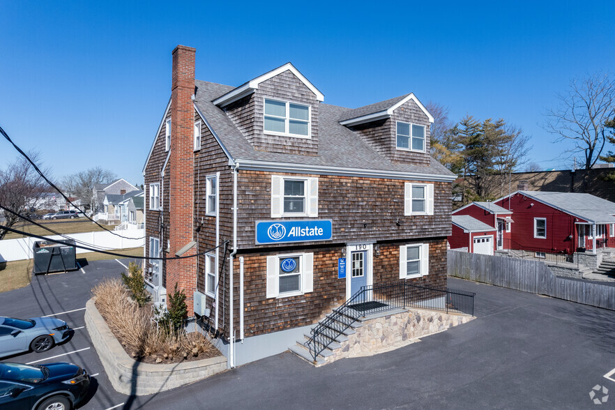 190 E Main Rd, Middletown, RI for sale - Primary Photo - Image 1 of 1