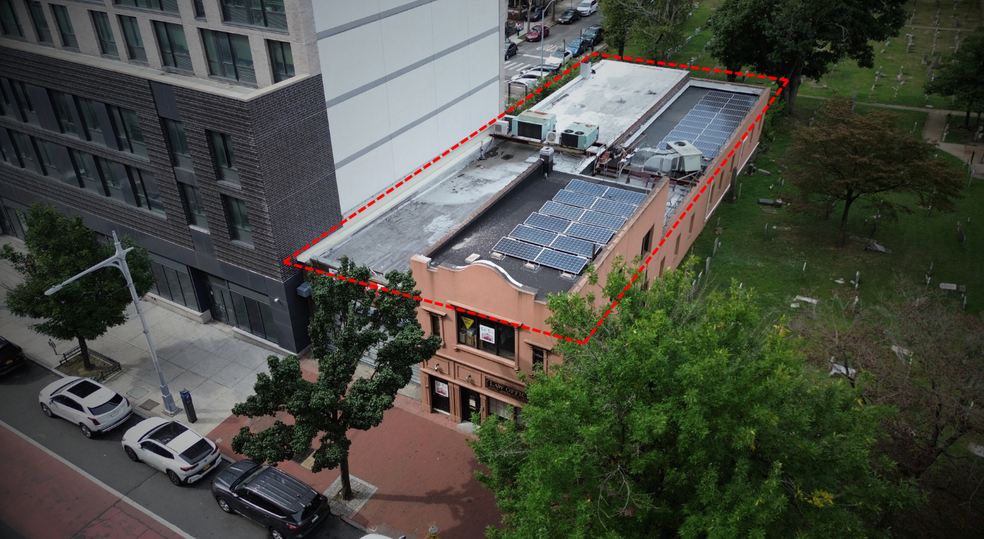 155-01 & 155-03 Jamaica Ave Portfolio portfolio of 2 properties for sale on LoopNet.co.uk - Building Photo - Image 1 of 4