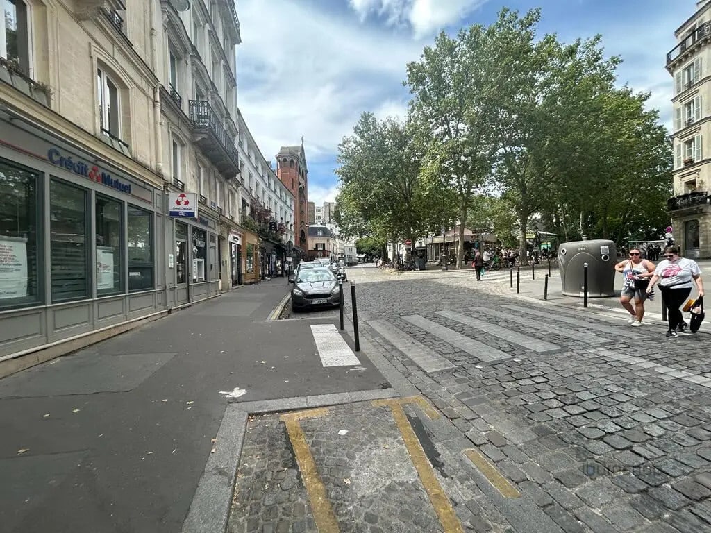 Location Commerce 50 m² - Photo 1