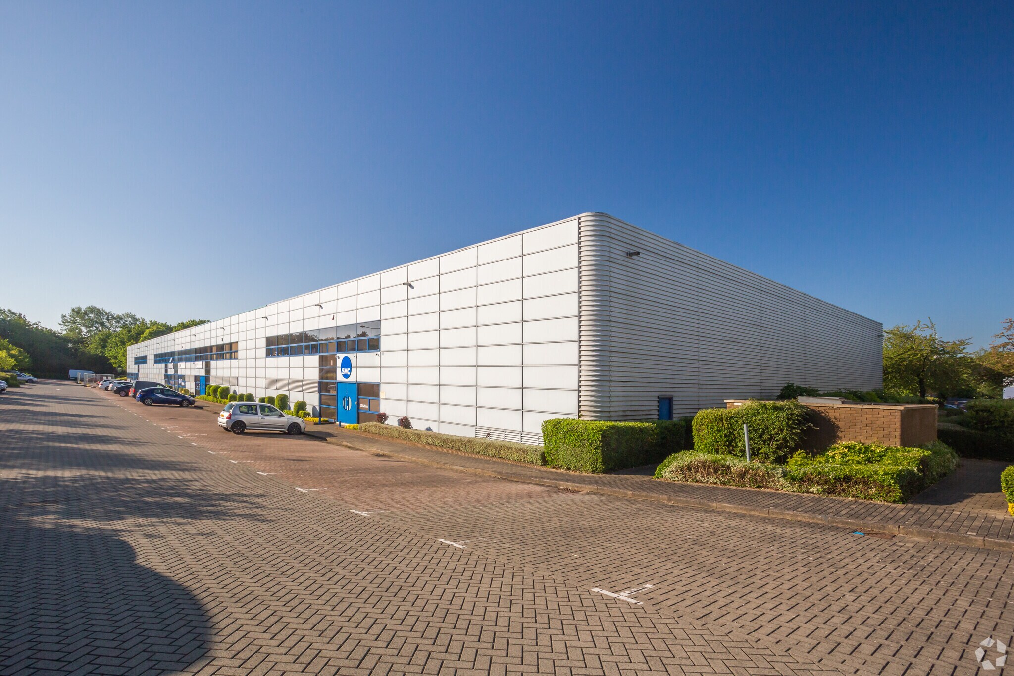 20-28 Tanners Dr, Milton Keynes for sale Building Photo- Image 1 of 1