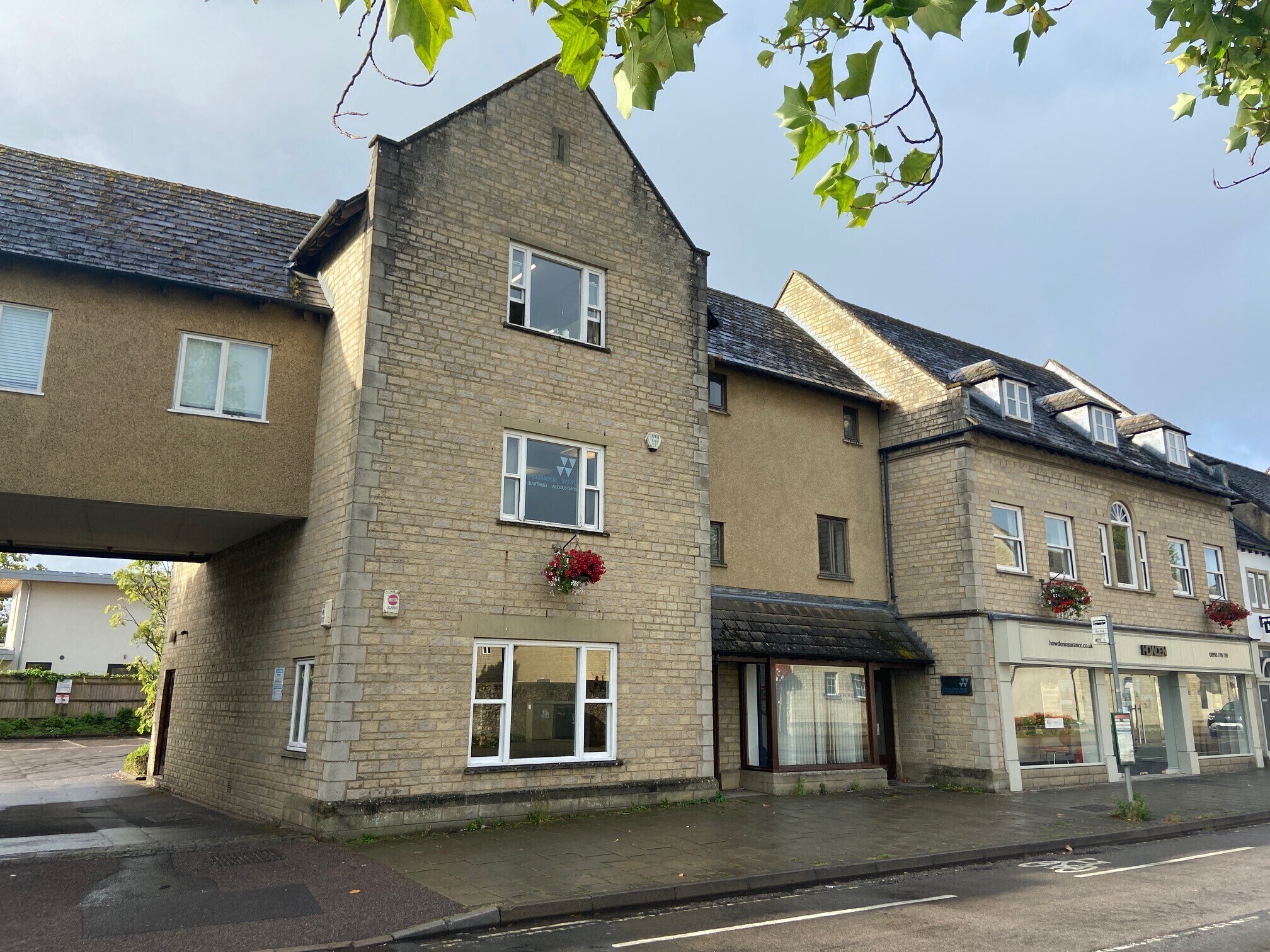 12 Langdale Gate, Witney for sale Building Photo- Image 1 of 1