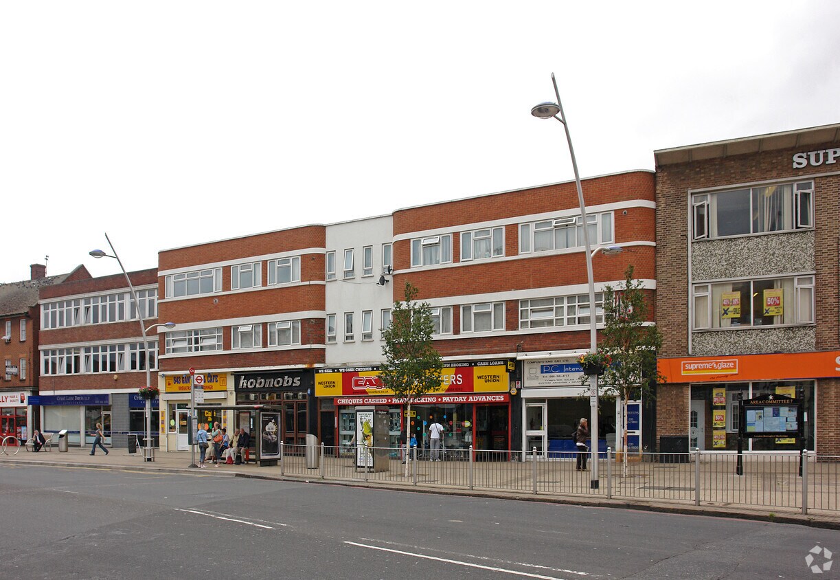 545 Cranbrook Rd, Ilford for sale Primary Photo- Image 1 of 1