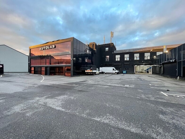 Gate St, Blackburn to rent - Building Photo - Image 3 of 12