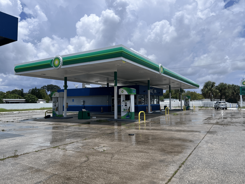 1600 N Wickham Rd, Melbourne, FL for rent - Building Photo - Image 2 of 4