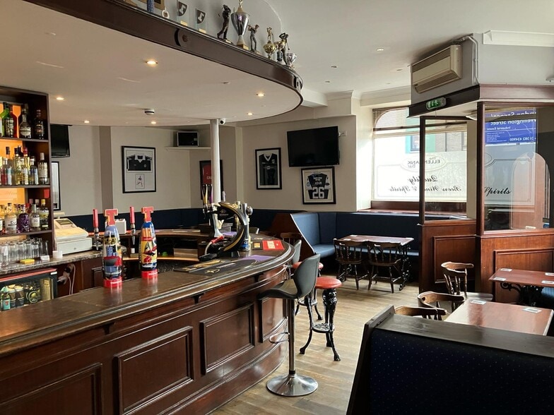 128 Alexander St, Dundee for sale - Interior Photo - Image 3 of 5