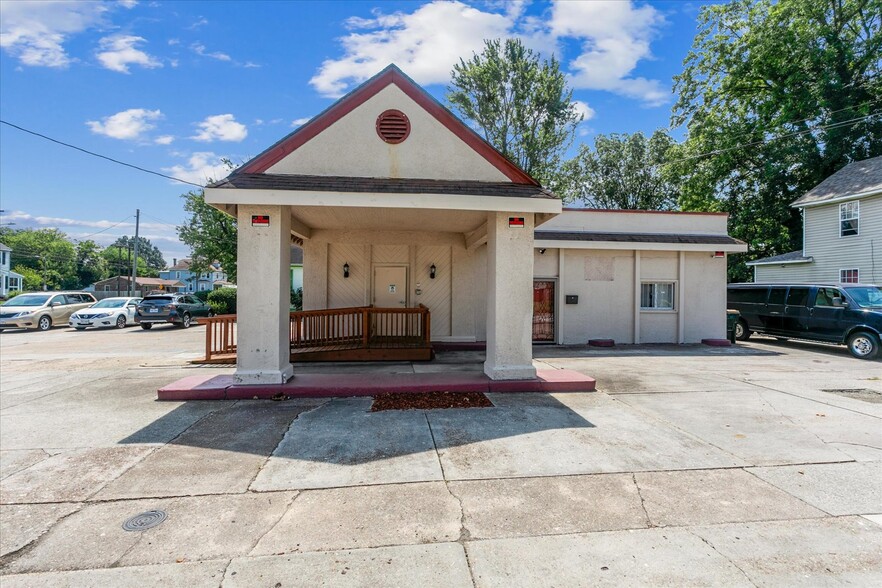 1356 25th St, Newport News, VA for sale - Primary Photo - Image 1 of 16