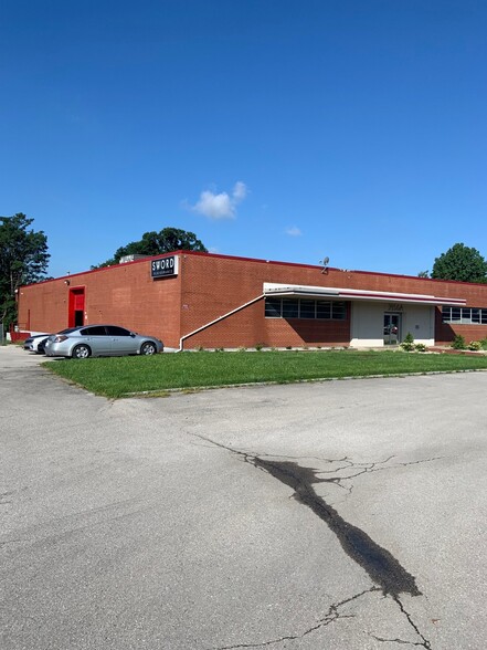 2156 Young Dr, Lexington, KY for sale - Building Photo - Image 1 of 1