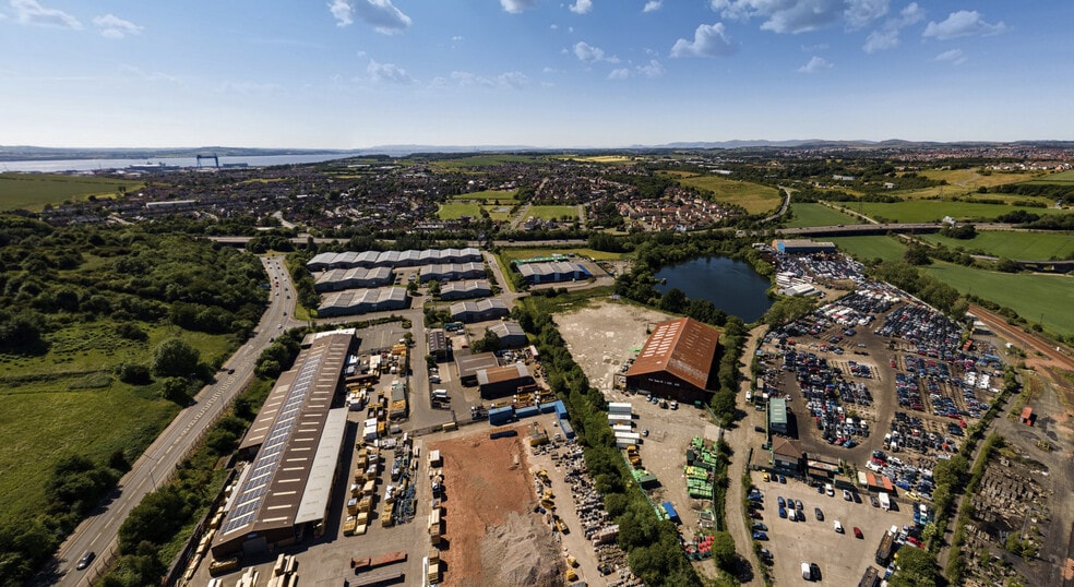 A921 Kirkgate, Inverkeithing for sale - Primary Photo - Image 1 of 11