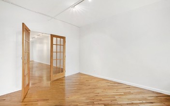 118 Spring St, New York, NY for rent Other- Image 1 of 3