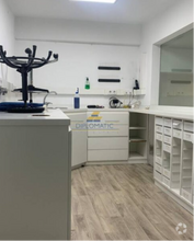 Retail in Madrid, Madrid to rent Interior Photo- Image 2 of 3