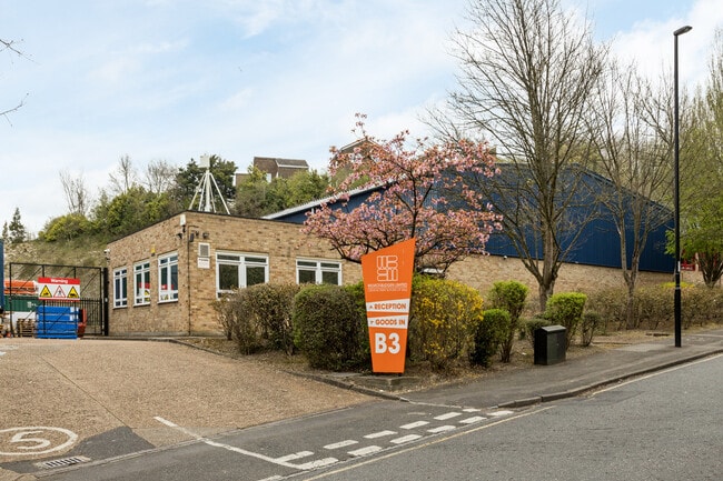 More details for Redlands, Coulsdon - Industrial to Rent