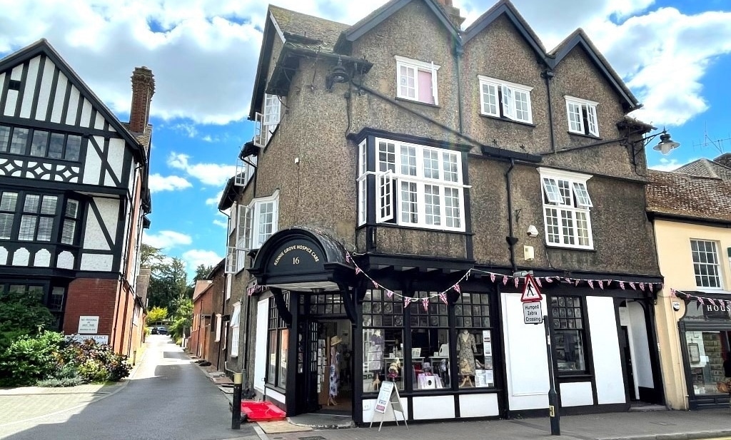 16-17 High St, Tring to rent Building Photo- Image 1 of 5