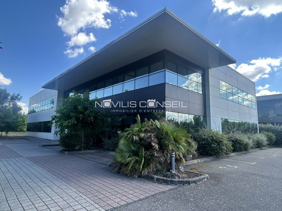 Office in Labège for sale Building Photo- Image 1 of 10