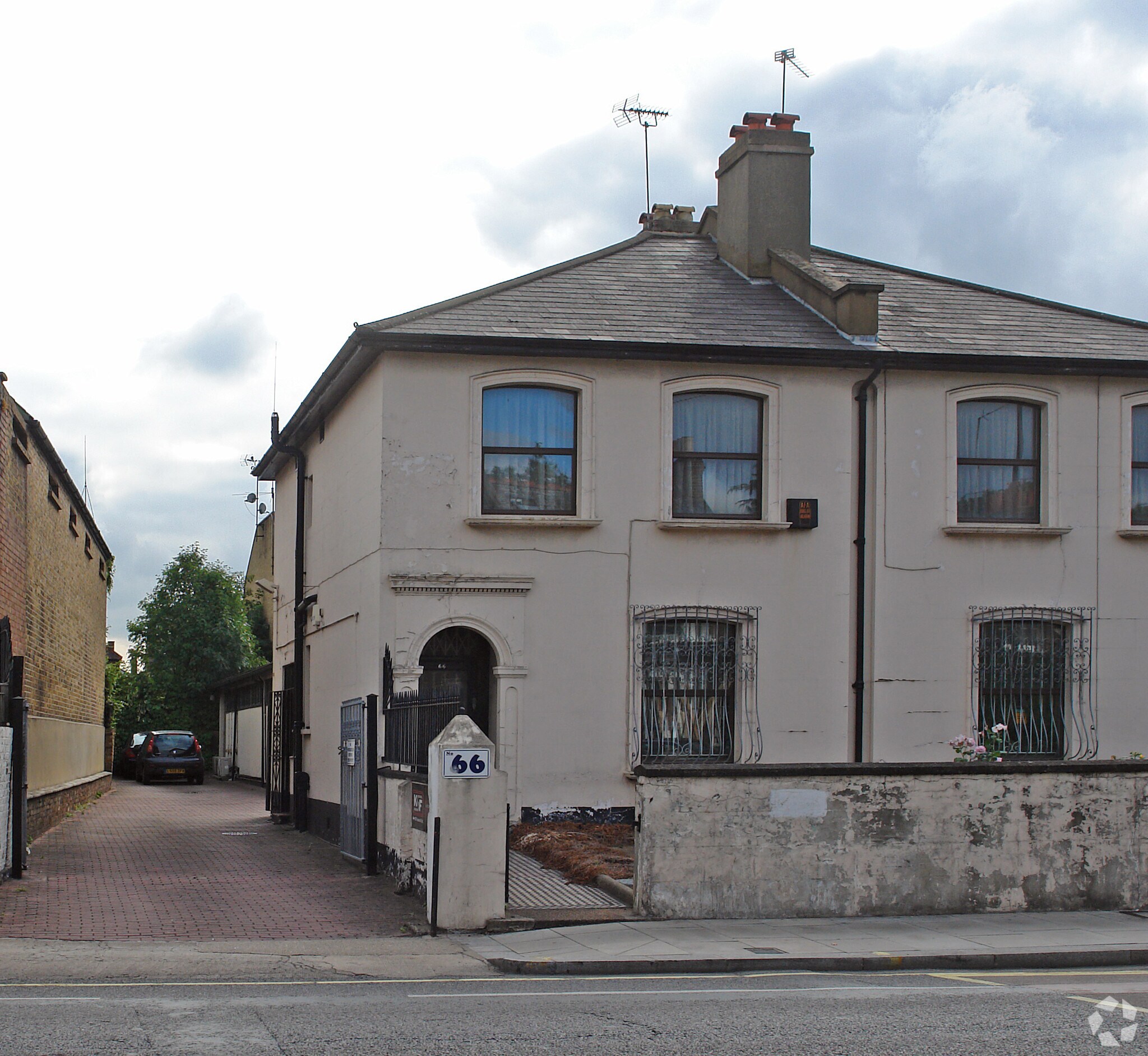 64-66 Paddenswick Rd, London for sale Primary Photo- Image 1 of 1