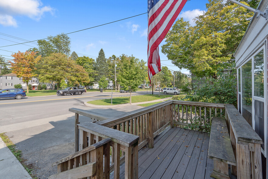 363 W Seneca Tpke, Syracuse, NY for sale - Building Photo - Image 3 of 32