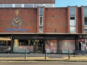 12-15 Packhorse Rd, Gerrards Cross to rent Building Photo- Image 1 of 4