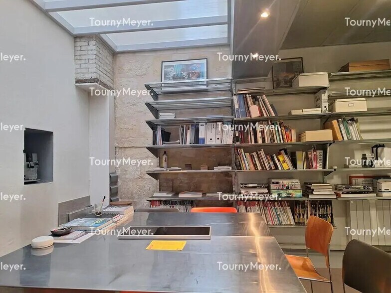 Office in Bordeaux to rent - Building Photo - Image 3 of 7