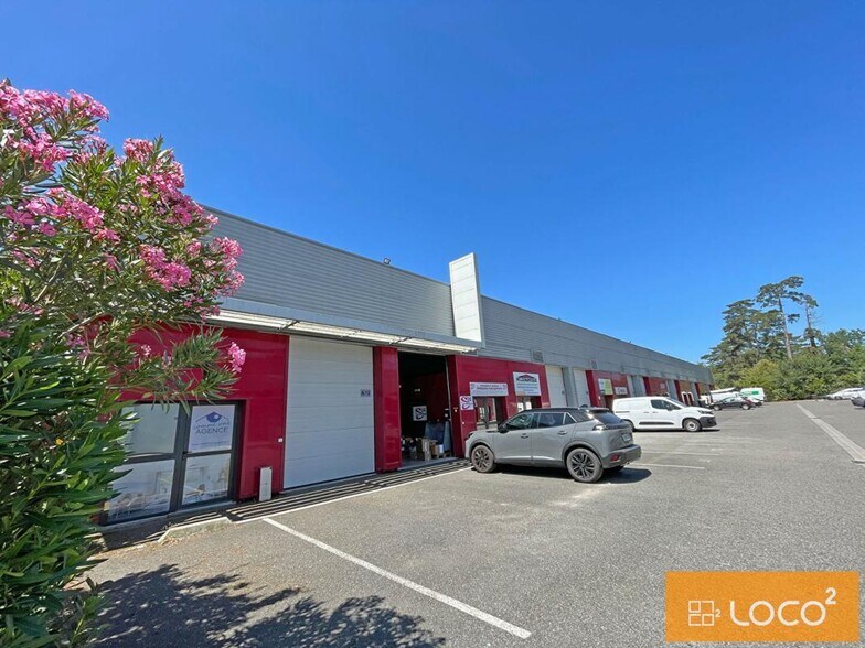 10 Rue Issac Newton, Plaisance-du-Touch to rent - Building Photo - Image 2 of 14