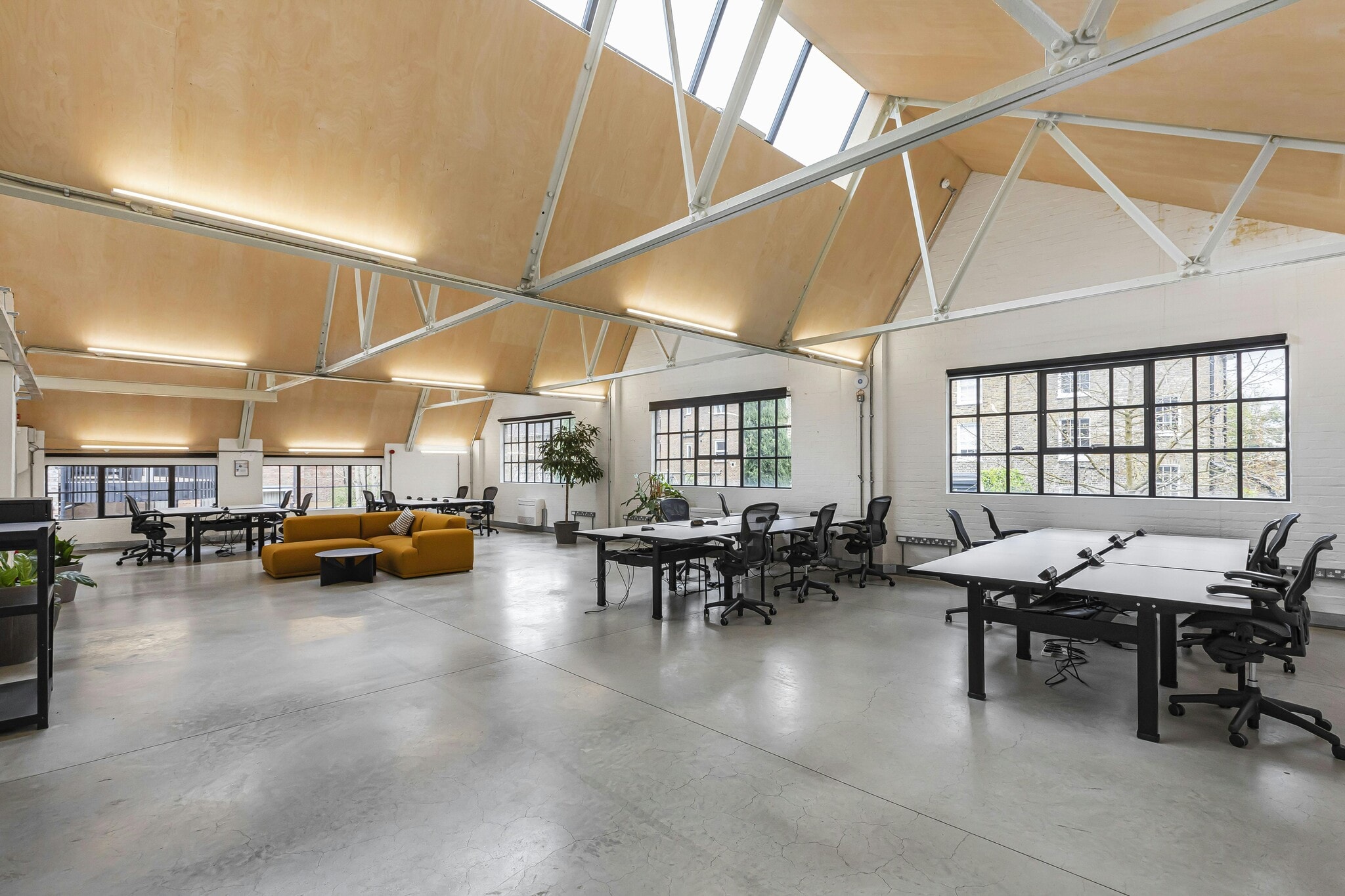 98 De Beauvoir Rd, London to rent Interior Photo- Image 1 of 12