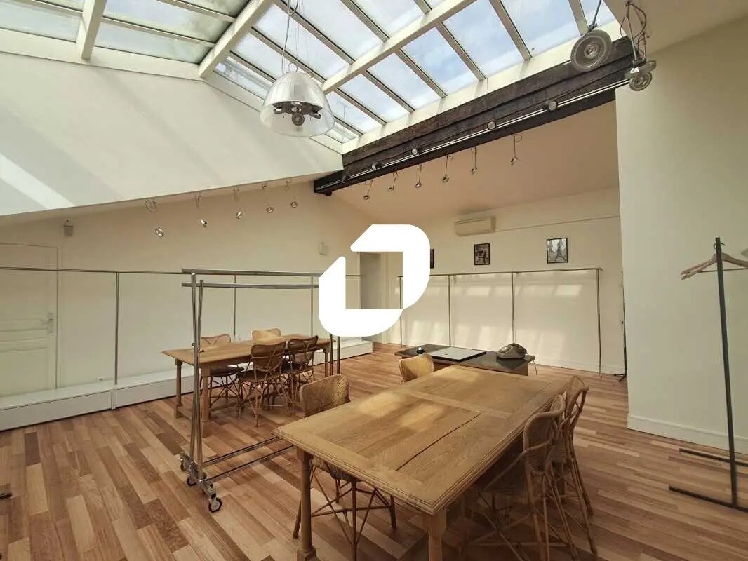 Office in Bordeaux to rent Interior Photo- Image 1 of 11