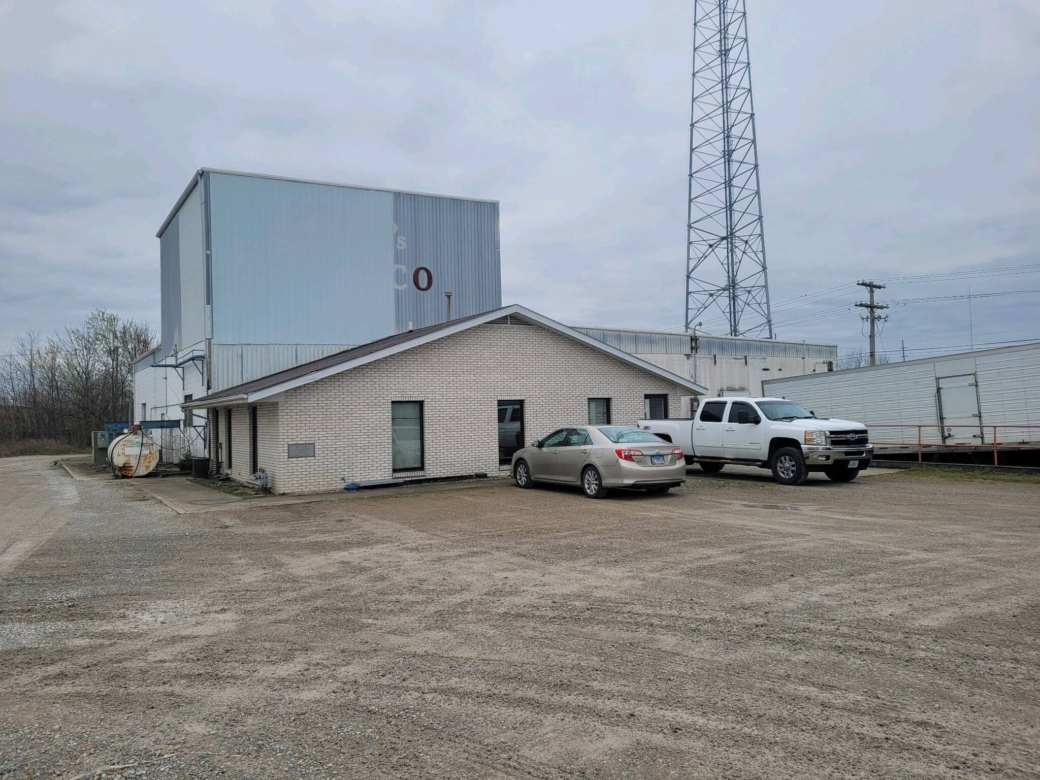 601 W Wabash Ave, Effingham, IL for sale Building Photo- Image 1 of 1