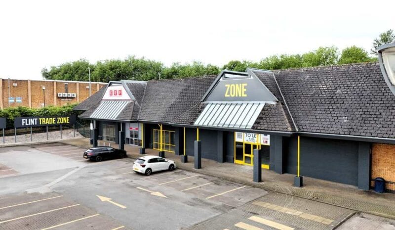 D2 Holywell Rd, Flint for sale Primary Photo- Image 1 of 1