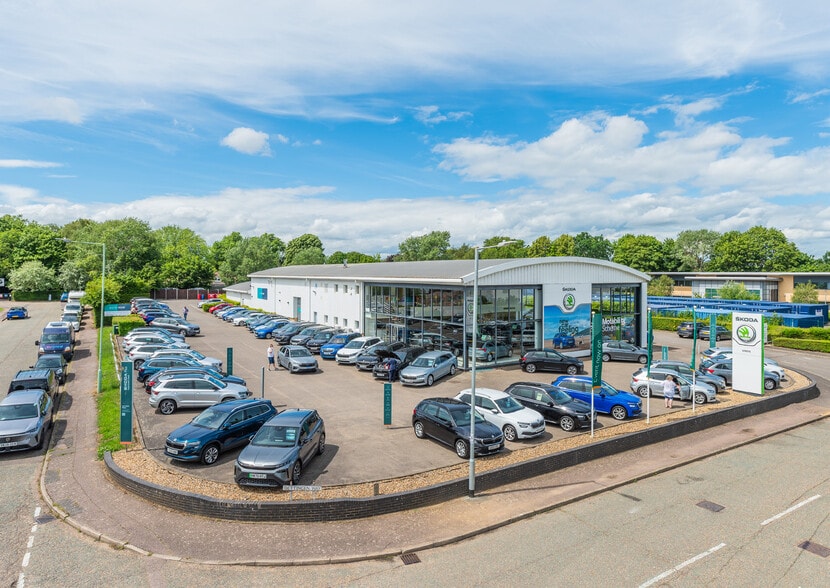Dettingen Way, Bury St Edmunds for sale - Building Photo - Image 3 of 9