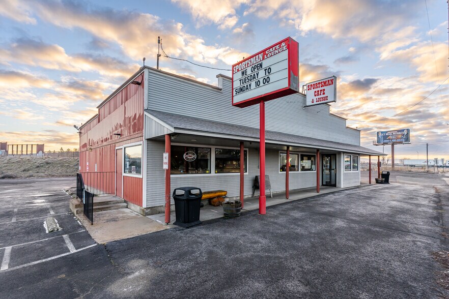 6410 N Market St, Spokane, WA for sale - Building Photo - Image 2 of 31