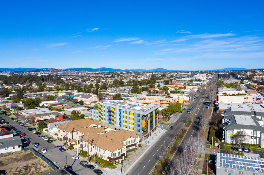 10963 San Pablo Ave, El Cerrito, CA for rent - Aerial - Image 3 of 20