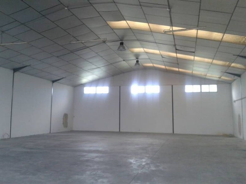 Industrial in Ontinyent, Valencia to rent - Interior Photo - Image 1 of 1