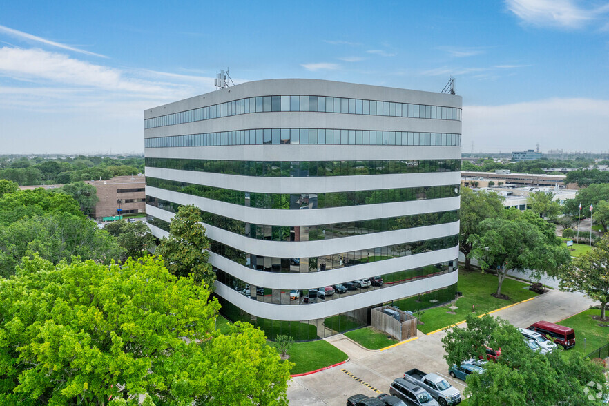 9800 Richmond Ave, Houston, TX for sale - Building Photo - Image 2 of 13