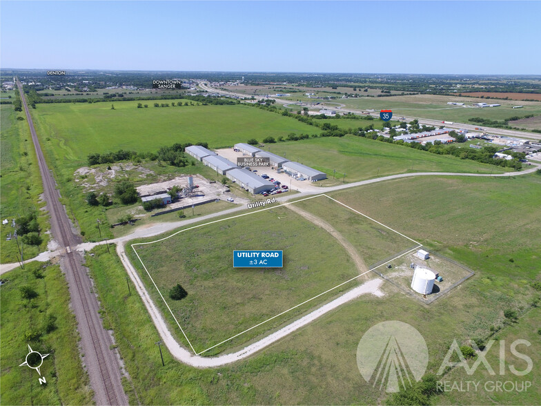 Utility Rd, Sanger, TX for sale - Primary Photo - Image 1 of 1