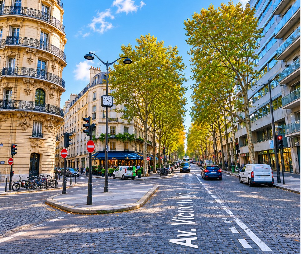 Retail in Paris to rent Building Photo- Image 1 of 6