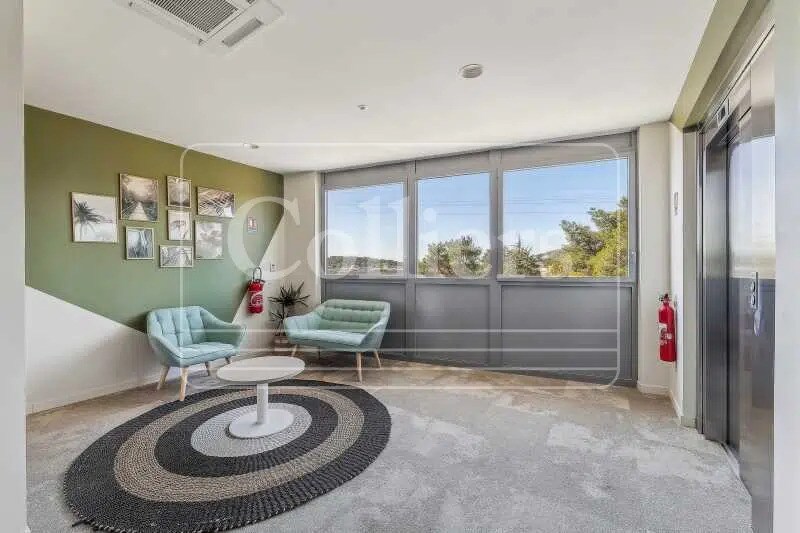 Office in Aix-en-Provence to rent - Building Photo - Image 3 of 21