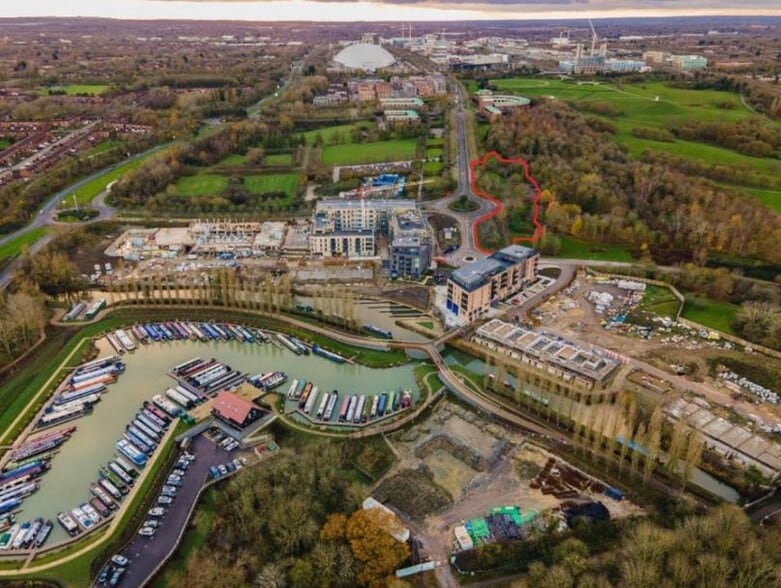 Campbell Park, Milton Keynes for sale - Building Photo - Image 1 of 1