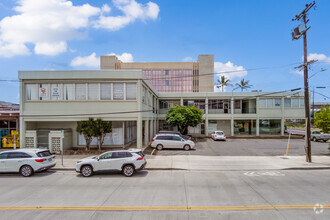 94-239 Waipahu Depot St, Waipahu, HI for rent Building Photo- Image 1 of 6