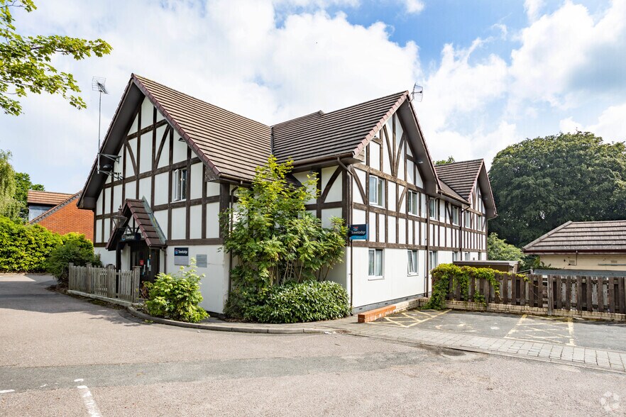 Chester Rd, Sutton Coldfield for sale - Primary Photo - Image 1 of 1