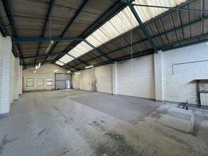 1-15 Dixon Pl, East Kilbride to rent Building Photo- Image 2 of 5