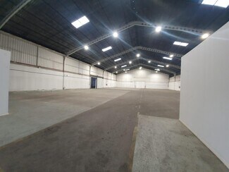 More details for Calle la Red Dos, Alcalá de Guadaíra - Industrial to Rent