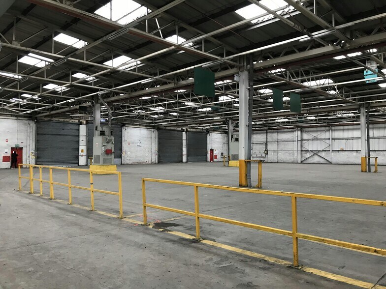 Avonmouth Way, Avonmouth to rent - Building Photo - Image 3 of 10