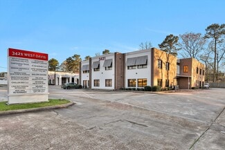 More details for 3421 W Davis St, Conroe, TX - Office for Sale