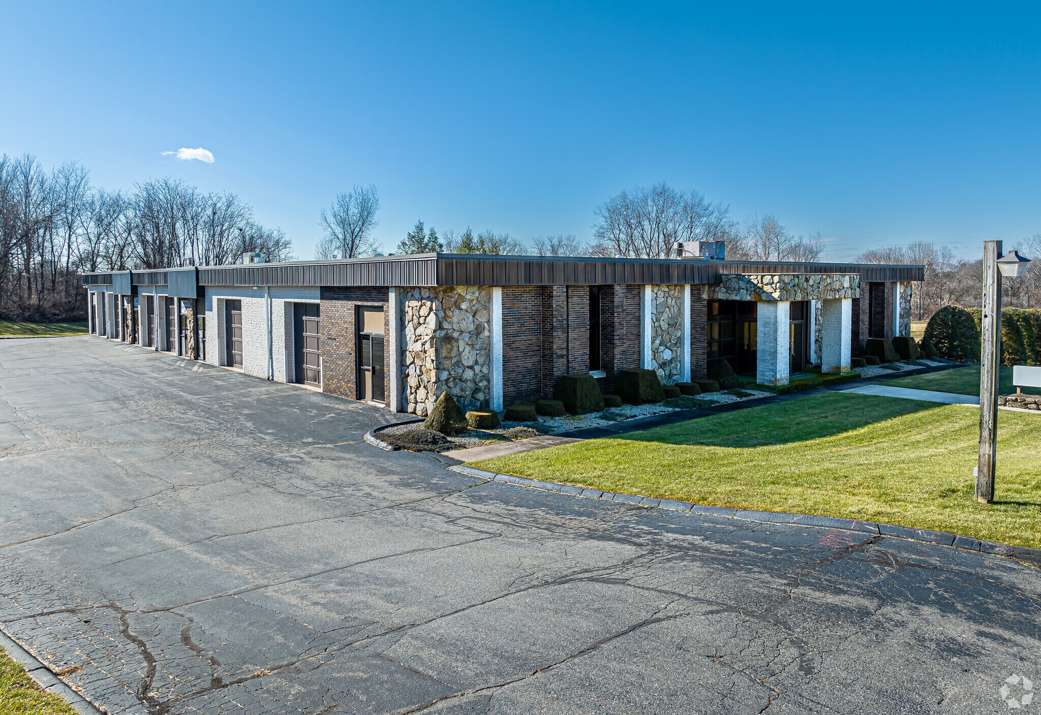 7 Industrial Dr, Ellington, CT to rent Building Photo- Image 1 of 5