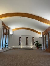 Paddock House Ln, Wetherby to rent Building Photo- Image 2 of 2