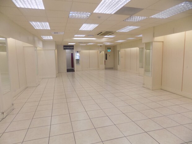 68-70 High St, Kettering to rent Interior Photo- Image 1 of 2